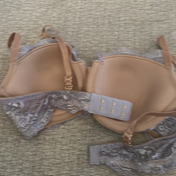 Third live lace with lined cups 34C - Picture 2 of 3